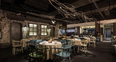 “隨物成器，巧在其中” 高品質(zhì)接待會所。